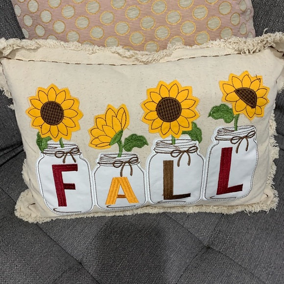 Meet your Posher, Simi - Picture 1 of 1